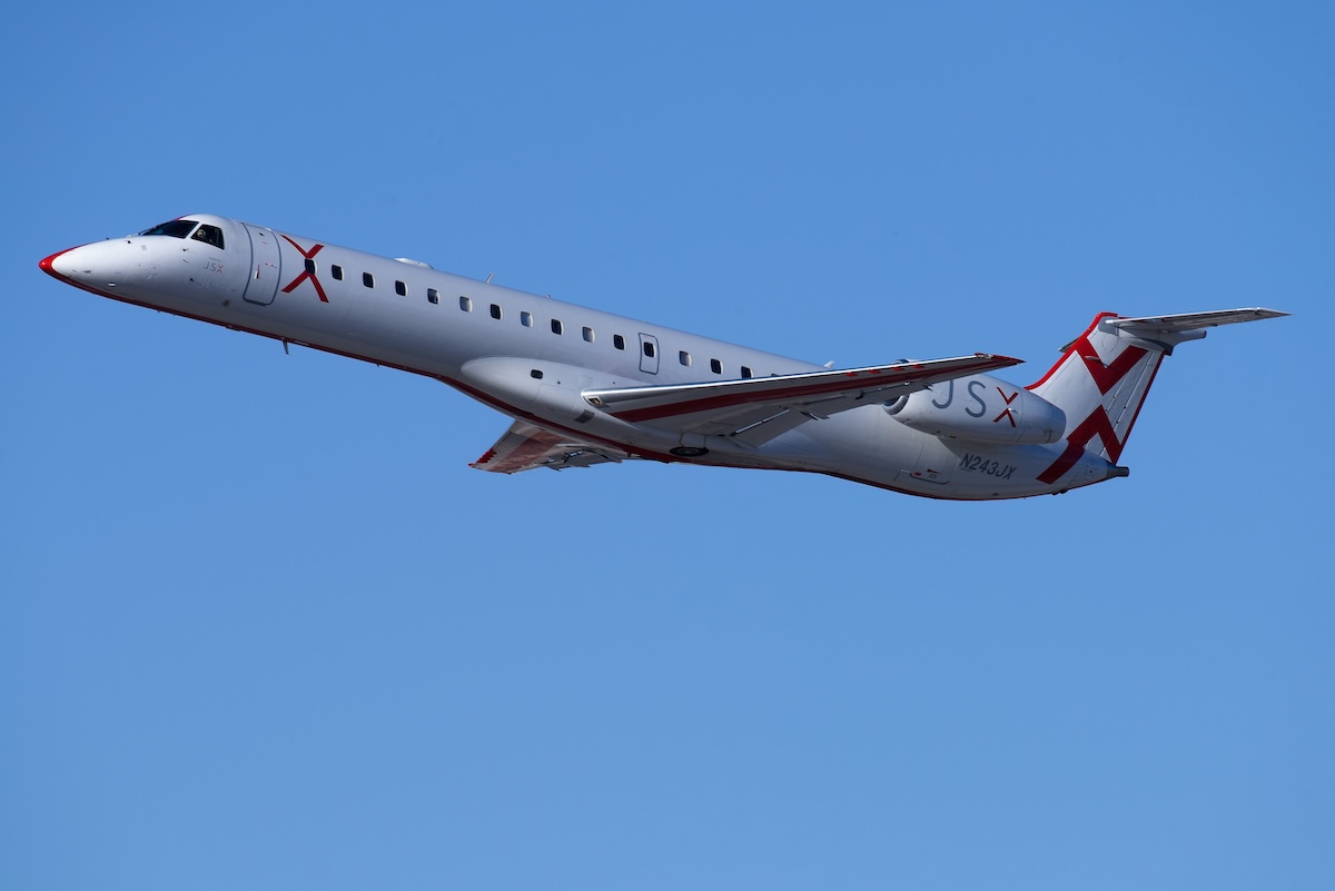 A JSX Embraer jet